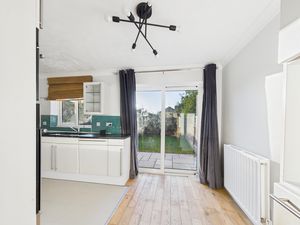 Photo 14- click for photo gallery